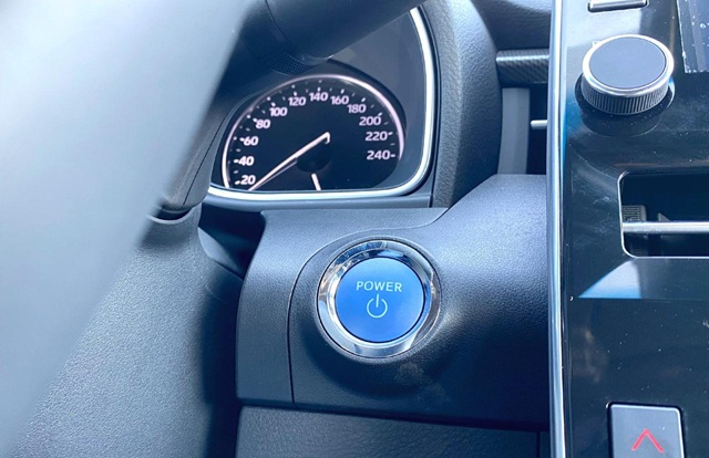 Прокат авто Toyota Avalon, 2022